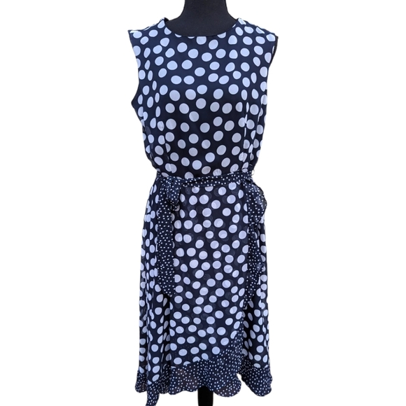 Sandra Darren Sleeveless Polkadot Chiffon Dress 10 - Picture 7 of 16